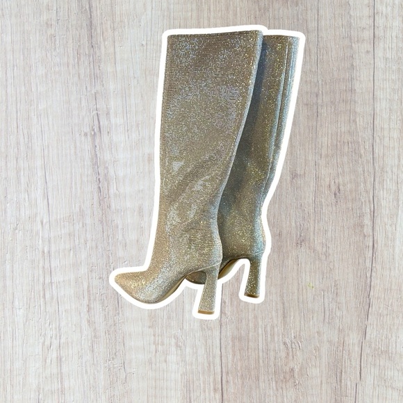 NWT Steve Madden Sparkling ‘Shayna’ Tall Boots in Silver Rhinestone Size 5 - Picture 3 of 16